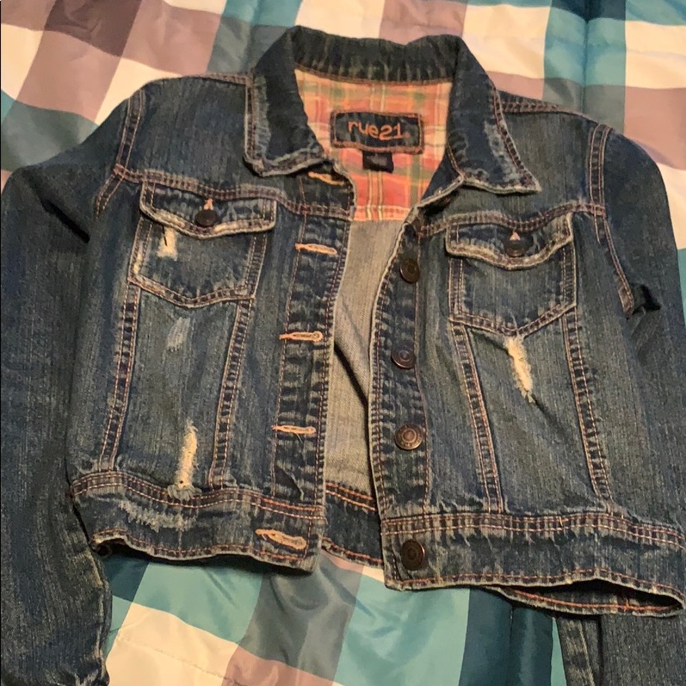 Cropped jean jacket